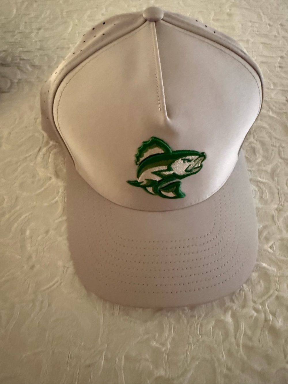 Waggle Largemouth hat with Green Fish Logo - - Picture 7 of 8